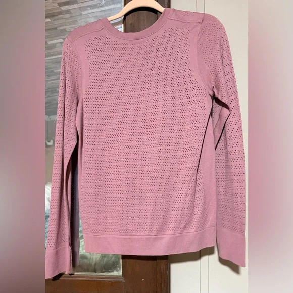 Lululemon Breeze By Long Sleeve - Picture 4 of 7